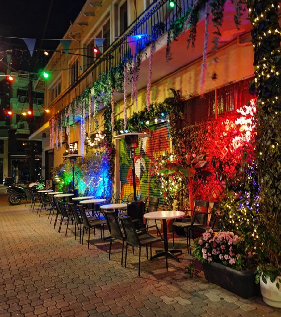 red_culture_bar_music_katerini_bar_nightlife_1-min